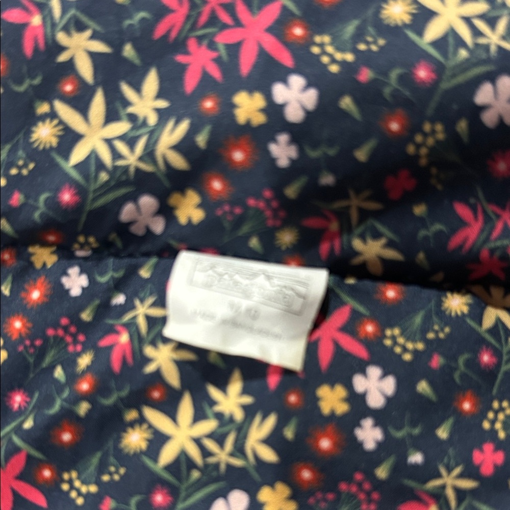 Patagonia Girls Pink quilted reversible floral hooded jacket sz 10 - Picture 5 of 5